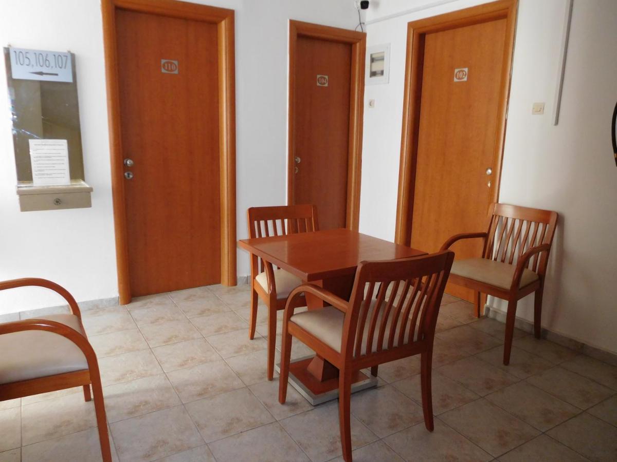 Efstratios Hotel Лутра-Эдипсу Экстерьер фото