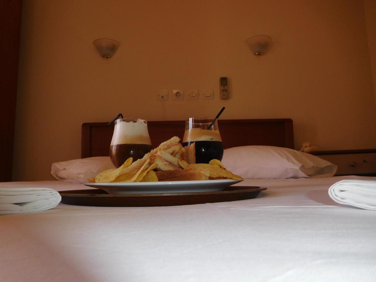 Efstratios Hotel Лутра-Эдипсу Экстерьер фото
