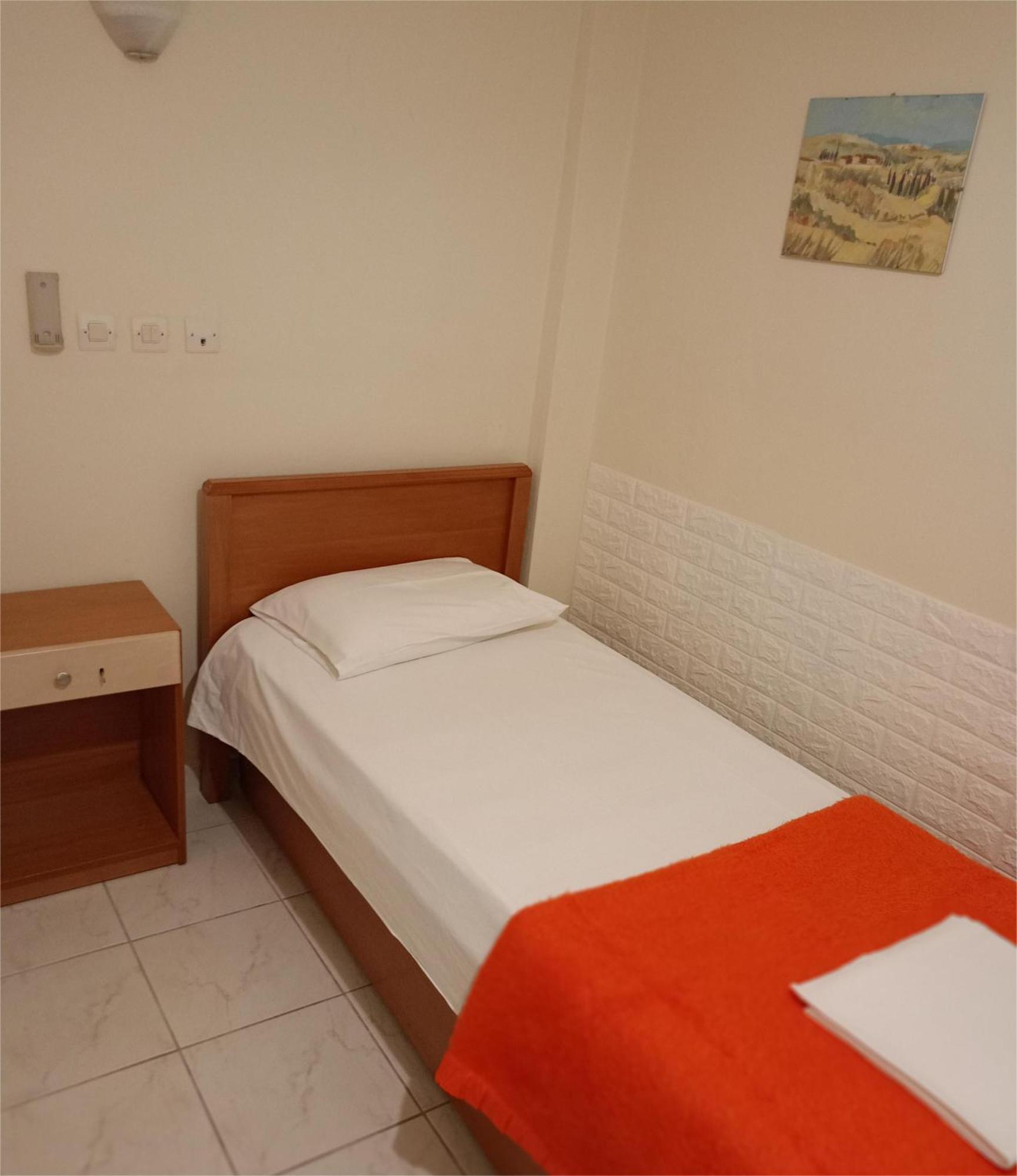 Efstratios Hotel Лутра-Эдипсу Экстерьер фото