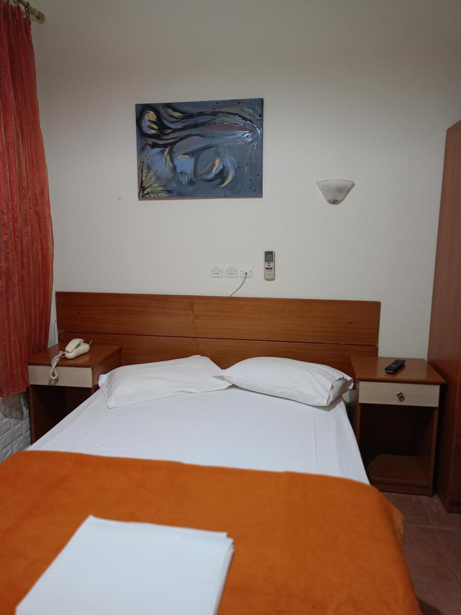 Efstratios Hotel Лутра-Эдипсу Экстерьер фото